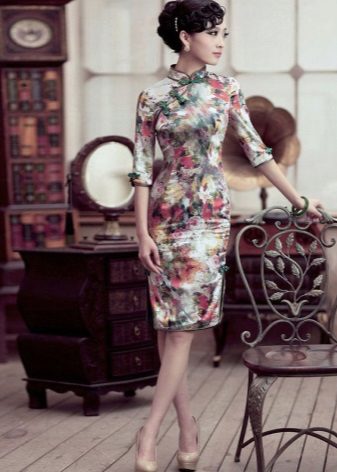 Farverig kinesisk stil qipao kjole