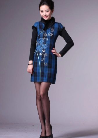 Kinesisk kjole med lange ermer