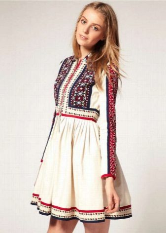Šaty v ruském stylu mini-délka