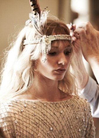 Gatsby tarzında elbise kafasına Mücevherleri