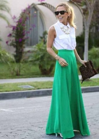 Green half open long skirt