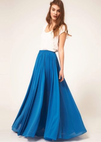 Blue long skirt sa sahig