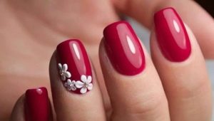Idéer om rød manicure: smukke teknikker og en bred vifte af design