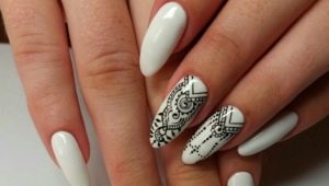 Idea manicure mewah dalam gaya Oriental