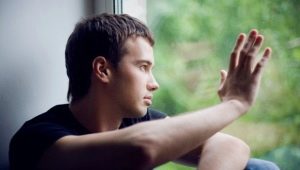 Kenmerken van een introvert mannetje en zijn gedrag in relaties