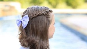 A frizura kiválasztása az iskolába egy rövid hajú lánynak