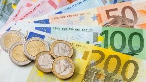 Koja je valuta u Crnoj Gori i koji novac treba ponijeti sa sobom?