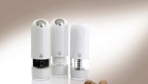 Revisione Peugeot Salt and Pepper Mill