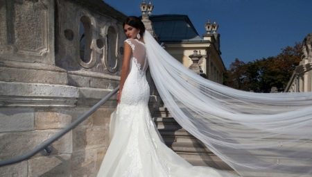 Vestuvių suknelės iš Crystal Design