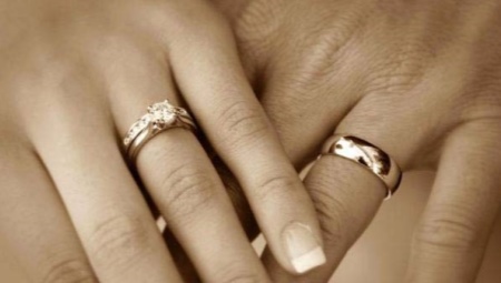 Dupla esküvői gyűrűk