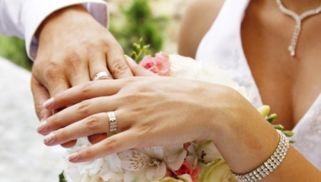 Anéis de casamento combinados