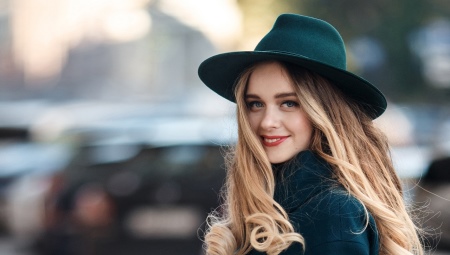 Moteriškos jautienos kepurės rudens-žiemos sezonui