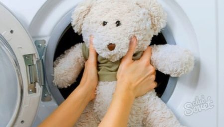 Hoe om zacht speelgoed in de wasmachine te wassen?