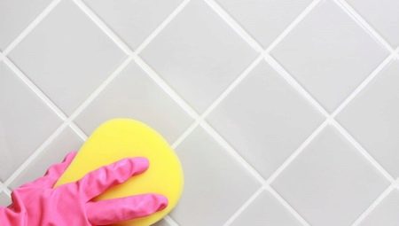 Puhdista kylpyhuone: miten puhdistaa laattojen väliset liitokset?