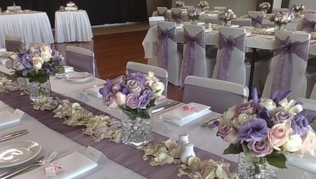 Az esküvői asztal részleteit