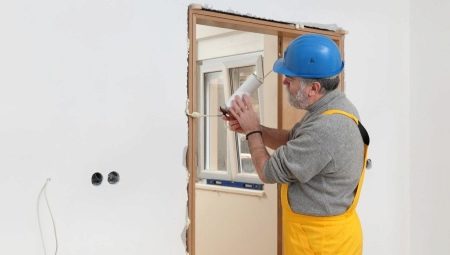 Cum să ștergeți spuma de montaj de pe ușă?