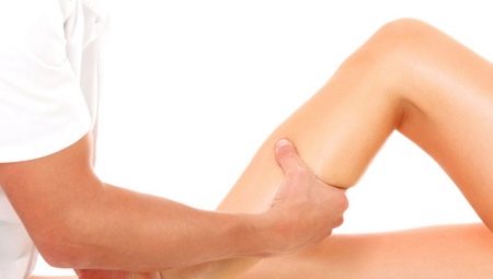 Lymfedräneringsmassage på benen: varför det är nödvändigt och hur det görs