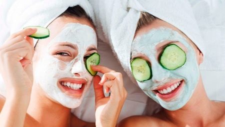 Yaşlanma karşıtı yüz maskelerinin hazırlanmasının ve kullanılmasının sırları