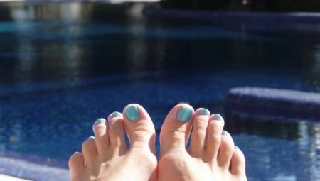 Pedicure Turquoise: idea asli dan tips untuk membuat