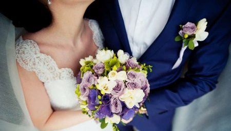 Булчински букет и бутониерът на младоженеца: как да изберем и да съчетаем?