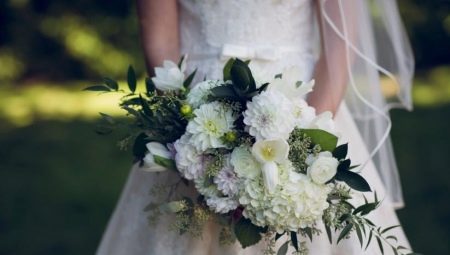 Bouquet de noiva de crisântemos: uma escolha de cores e nuances de design
