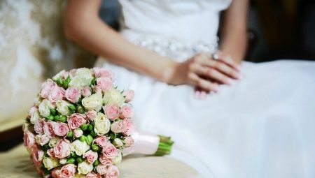 Brudebukett med roser: de beste alternativene og kombinasjonene