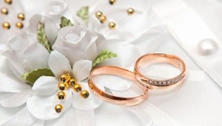 Apa yang perlu diberikan untuk perkahwinan emas?