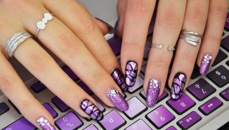 Ideas for the design of lilac manicure