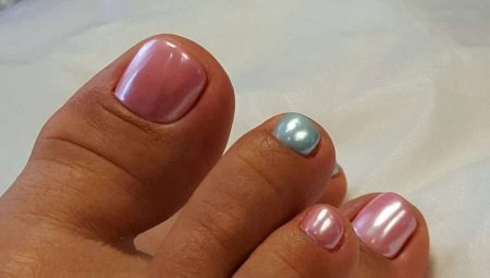 Ideas for creating a pedicure with the help of rubbing
