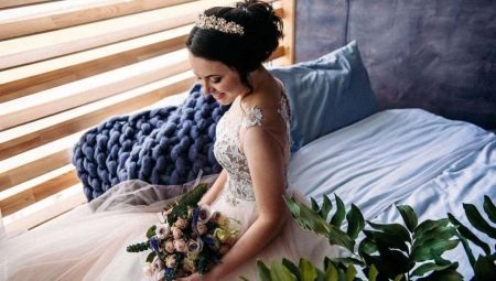 Comment faire un bouquet de mariée original de fleurs fraîches?