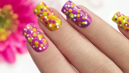 Summer manicure: iba't ibang estilo at ideya ng panahon