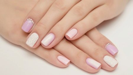 Manicure in pastel colors