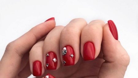 Trend fesyen dan idea tentang manicure merah