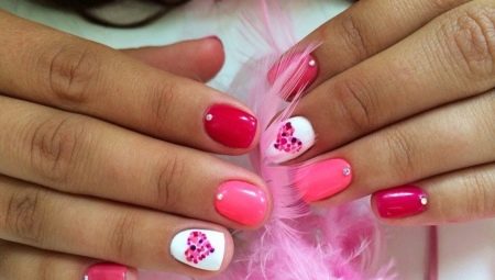 Fashion trends red and pink manicure