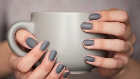 Gray manicure: current trends and recommendations of stylists