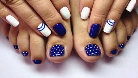 Blauwe pedicure: effectieve en originele ideeën