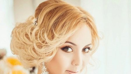 Svatební účesy pro krátké vlasy: styling možnosti a doplňky pro ně