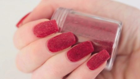 Velvet manicure: mga paraan upang lumikha at mag-disenyo ng mga pagpipilian