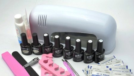 Wat heb je nodig om een ​​gel polish manicure te hebben?