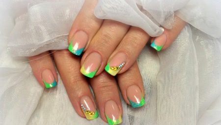 The design of the French manicure in bright colors