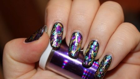 Gel polish foil: what it is, types and application in design