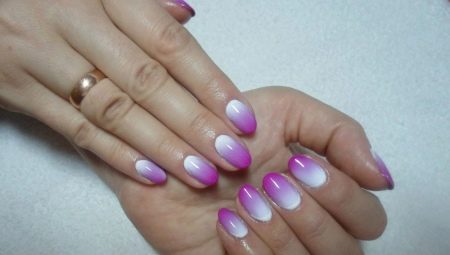How to make a gradient on the nail gel polish?