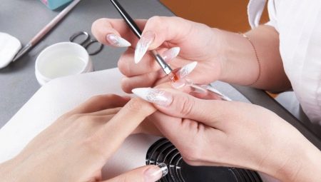 Korrigering av förlängda naglar: egenskaper och regler för förfarandet