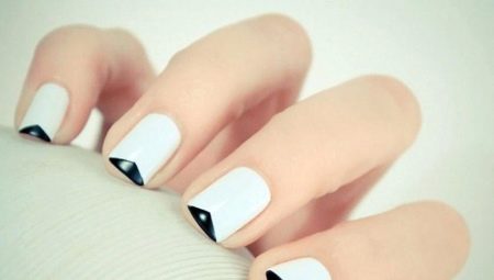 Kenmerken van zwart-witte Franse manicure