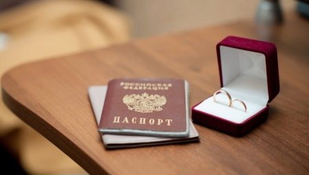 A házasság nyilvántartásba vételére irányuló kérelem benyújtása a nyilvántartási hivatalhoz: jellemzők, kifejezések, szükséges dokumentumok és annak függvénye