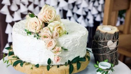 Gâteau de mariage sans mastic: types de desserts et options de design