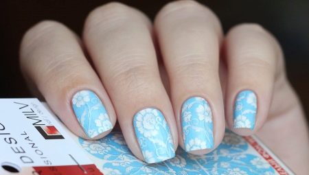 Ideeën voor het ontwerp van manicure blauwe gelvernis