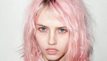 Rózsaszín hajszín: a festés típusai és finomsága