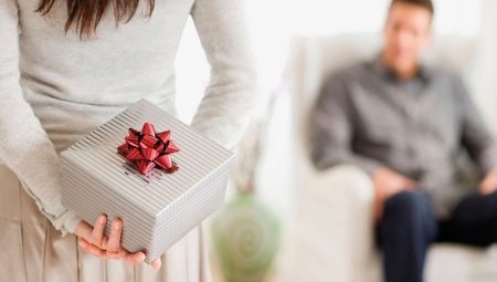 Apa yang harus diberikan kepada bapa mertua untuk Tahun Baru?