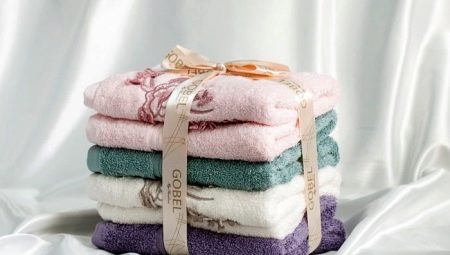 Kaip gražiai sudėti rankšluostį kaip dovaną?
